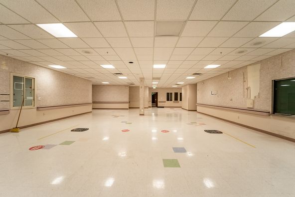 Veterans Affairs Outpatient Clinic: 351 Hartnell Ave, Redding, CA 96002